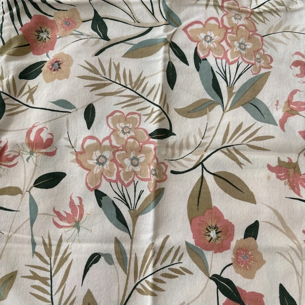 CRATE & BARREL‎ tropical FLORAL  18 x18  PILLOW SHAM set of 2
